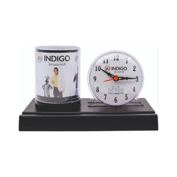 TABLE CLOCK WITH REVOLVING PEN STAND